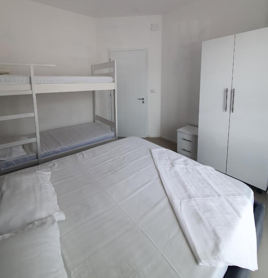 Low Cost Banesa Kosovare Shëngjin Extérieur photo